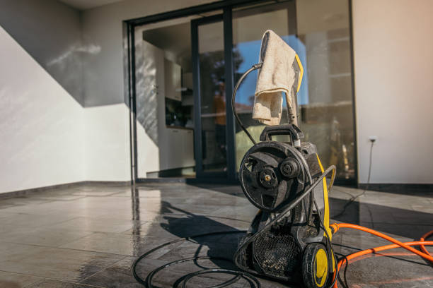 Best Machinery and Equipment Cleaning  in Mitchell, SD